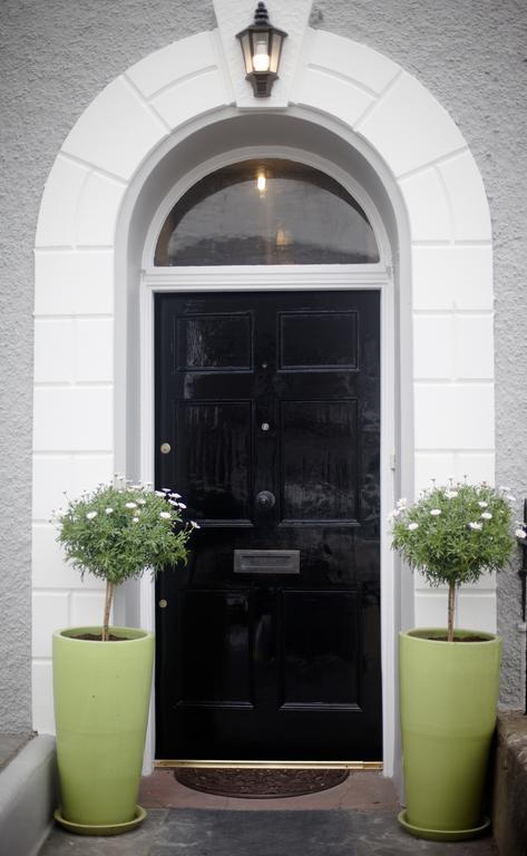 Hotel Eaton House Pembroke Exterior foto